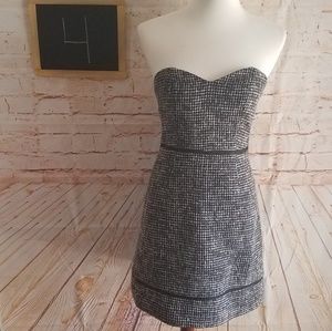 Kimchi Blue Strapless Tweed Like Dress Size 4